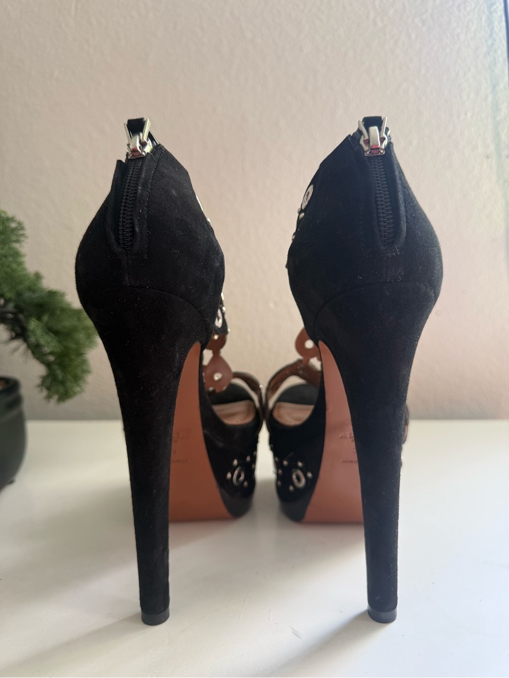Alaia embellished laser size 9 Black and White Eyelet Platform T‑Strap Heels - Picture 7 of 10